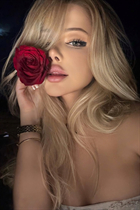 Dating a german woman alexa from nevada with Blonde hair 30 years old photo-87