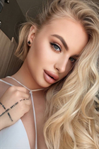 Dating a czech woman liudmyla from prague with Blonde hair 19 years old photo-7