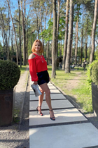 rome mariée elena avec Chatain clairs cheveux, âge 46 photo-11