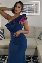 miami bride rozena with Black hair age 36 photo-3