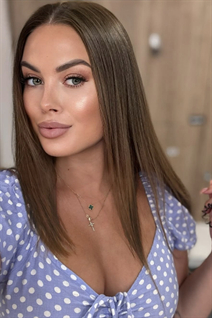 Jolie fille ruslana de warsaw avec Brunette cheveux, âge 31