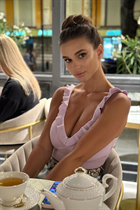 bali bride iryna with Light Brown hair age 28 photo-16