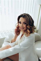 Dating a ukrainian woman olena from kiev with Blonde hair age 40 photo-12