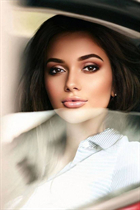 Perfect woman anastasia from como with Dark Brown hair age 31 photo-8