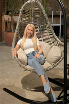 Beautiful women from ukraine olga from kiev with Blonde hair age 40 photo-2