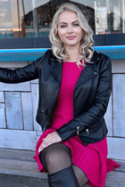 zagreb bride viktoria with Blonde hair age 38 photo-6