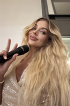 Femme parfaite alina de turin avec Blond cheveux, âge 33 photo-12