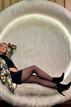 Single Ukrainian bride anna from chernigov with Blonde hair age 37 photo-3