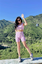 almaty bride anel with Dark Brown hair age 35 photo-1