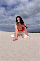 Dating ukrainian woman ilona from kharkov with Black hair age 25 photo-5