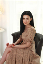 Ukranian bride svetlana from kiev with Black hair age 28 photo-8