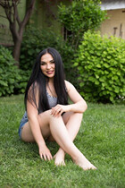 Ukrainian lady julia from kiev with Black hair age 30 photo-7