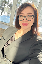 Pretty Ukrainian woman irina from dnipro with Dark Brown hair age 29 photo-13