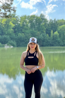 Ukrainian woman ludmila from kovel with Light Brown hair age 41