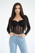 Ukrainian girl yuliia from kharkiv with Light Brown hair age 33 photo-3
