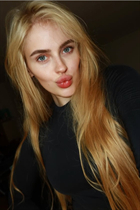 Mariée allemande yelizaveta de munich avec Blond cheveux 25 ans photo-11