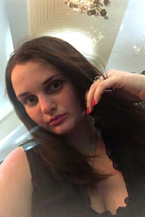 Ukrainian girl mariya from kiev with Dark Brown hair age 34