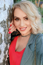 Beautiful Ukrainian girl tamara from kiev with Blonde hair age 62 photo-1