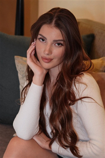 Date ukrainian diana from kharkov with Black hair age 23