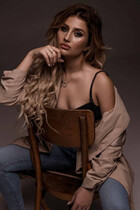 Mujeres eslavas yuliia de lutsk con pelo Rubio y edad 25 photo-12