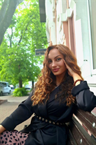 Femme ukrainienne de khmelnytskyi veronica avec Brunette cheveux, âge 32 photo-2