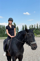 Date Ukrainian women sasha from kiev with Blonde hair age 34 photo-2