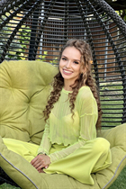 Dating a ukrainian woman yana from kiev with Light Brown hair age 37 photo-10