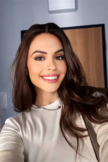 Perfect woman lidia from warsaw with Dark Brown hair age 29