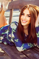 Jolie fille ukrainienne tatiana de montreal avec Chatain clairs cheveux, âge 30 photo-4