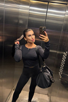 Beautiful women from ukraine elena from kiev with Black hair age 43 photo-3