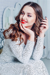 Dating ukraine online margarita from kiev with Dark Brown hair age 24