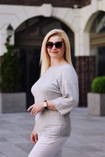 Dating a ukrainian woman natalia from dnipro with Blonde hair age 50