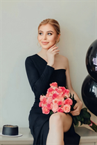 Beautiful ukrainian bride natalia from austin with Blonde hair age 24 photo-8