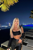 Ukrainian girl roxy from lviv with Blonde hair age 25 photo-5