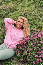 Beautiful woman of ukrainian iryna from uzhgorod with Light Brown hair age 39 photo-10