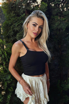 warsaw bride daria with Blonde hair age 33 photo-12