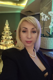 Ukrainian single woman irina from odessa with Blonde hair age 46