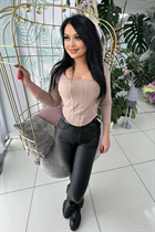 Bride from london julia with Black hair age 39 photo-13