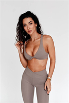 Ukrainian girl zhanna from dnipro with Dark Brown hair age 37 photo-4