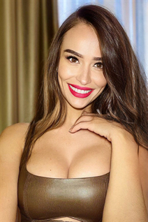 Mujeres increíbles de Ucrania natalia de kiev con pelo Marrón oscuro y edad 36
