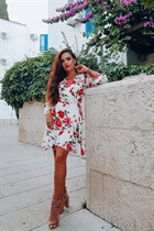 Chica ucraniana soltera arina de zaporozhye con pelo Marrón oscuro y edad 29 photo-13