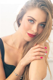 Addresses hot Russian women svetlana from van nuys with Blonde hair age 25