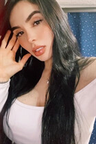 International bride isabel from medellin with Black hair age 25