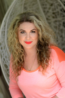 Girl in Ukraine valentina from kharkov with Blonde hair age 56