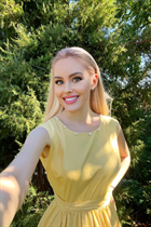 Single ukrainian girl viktoria from nikolaev with Blonde hair age 28 photo-3