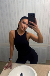 Beautiful wife from Ukraine nataliia from kyiv with Dark Brown hair age 38