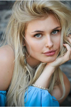 Jolie femme allemande tatyana de koblenz avec Chatain clairs cheveux 23 ans photo-4