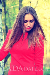 Ukraine single woman ludmila from kharkov with Light Brown hair age 28