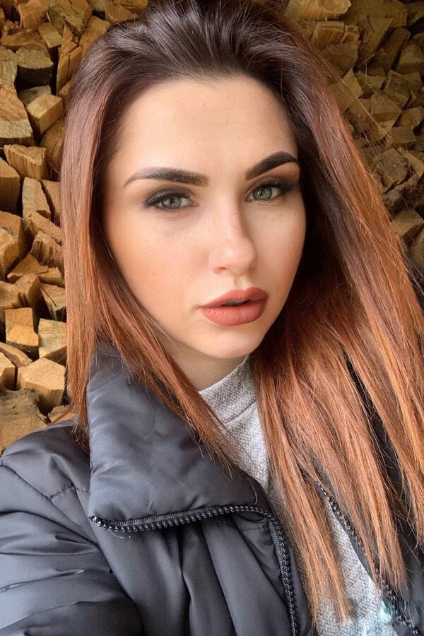 Charming Anastasia (25 y.o.) from Warszawa with Light Brown hair - ID ...