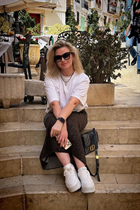 Perfect woman inna from alicante with Blonde hair age 40 photo-7